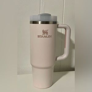30 ounce Stanley Rose Quartz preowned Tumbler